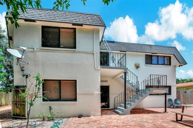 Photo - 5731 NE 18th Ave Unit 7