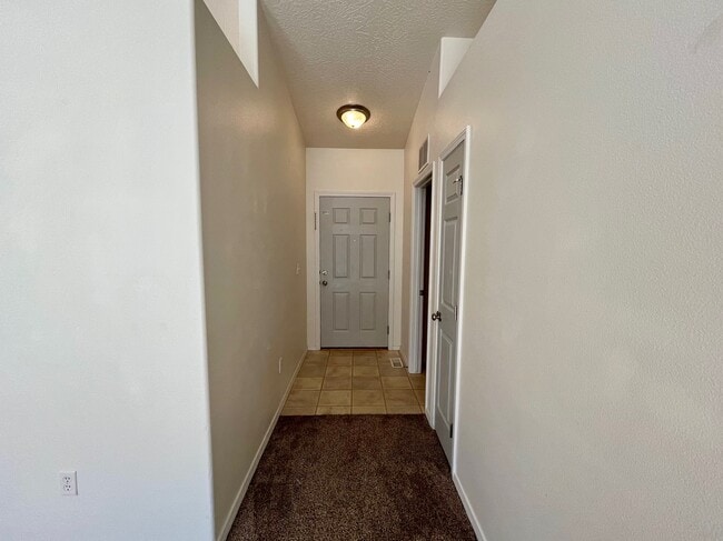 Photo - 11657 Shelburne St