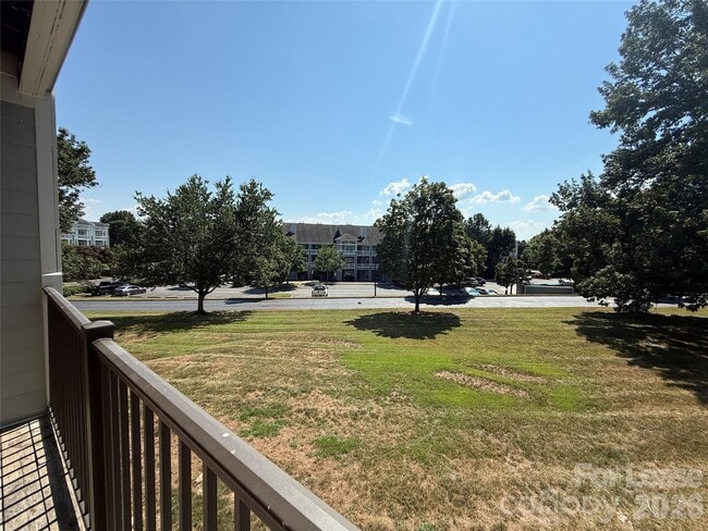 18809 Nautical Dr Unit 204
