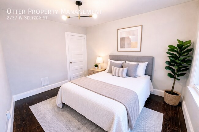 Photo - 2737 W Seltzer St