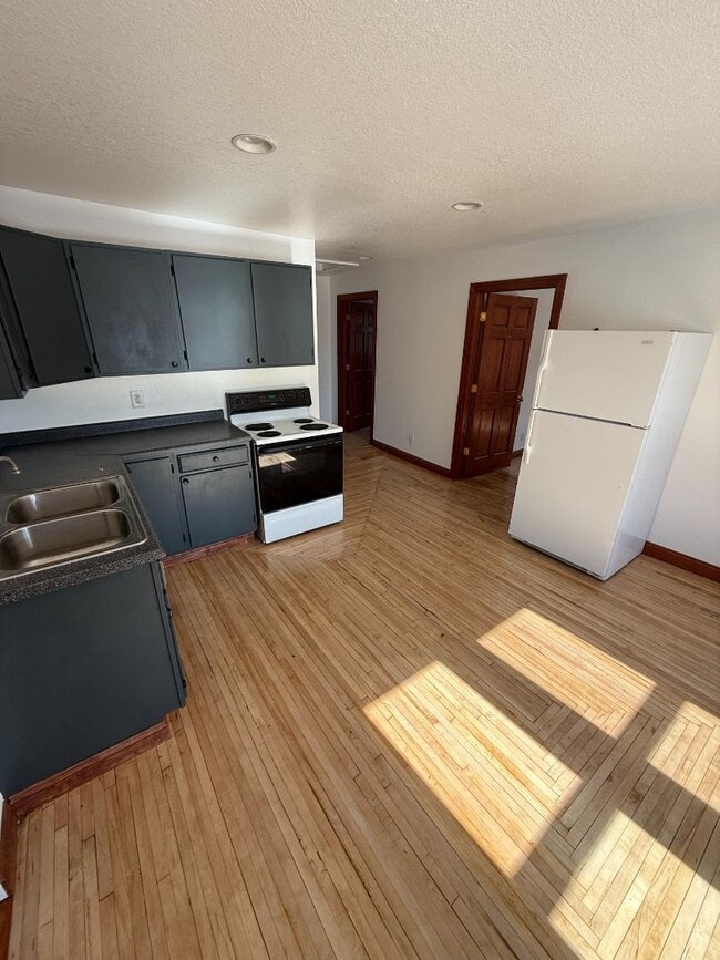 Photo - 1103 West Dr