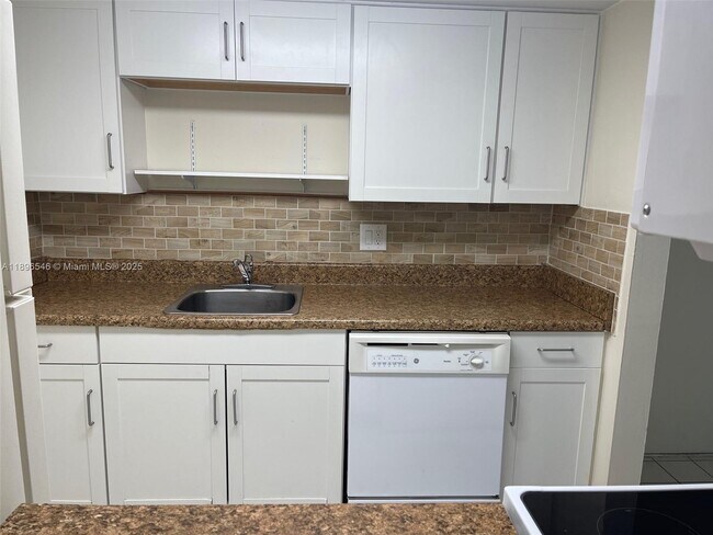 Photo - 14221 N Kendall Dr Unit 209C