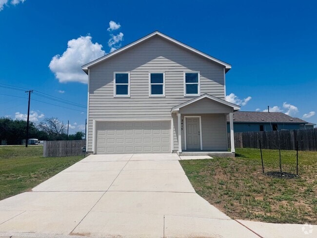 Building Photo - 4bd 2.5 ba in New Braunfels Rental