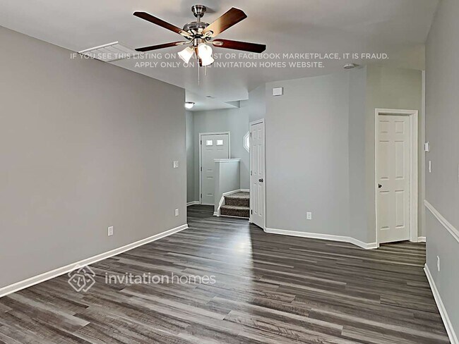 Photo - 1123 Hipp Rd