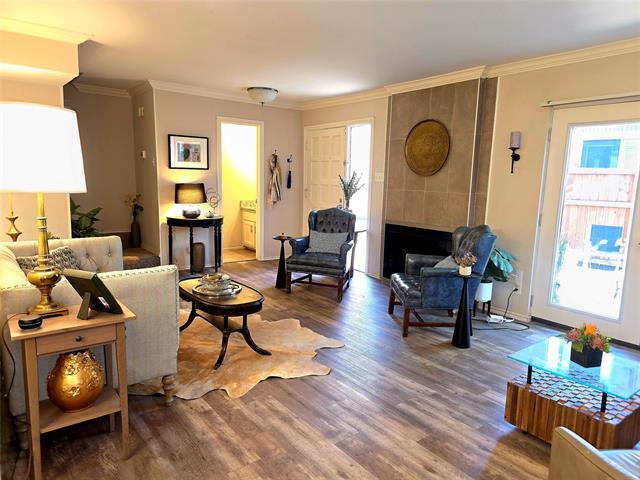 Photo - 2612 Custer Pkwy