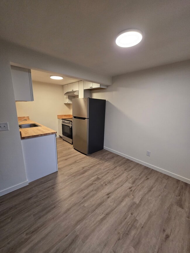 Photo - Baker Vista Apartments