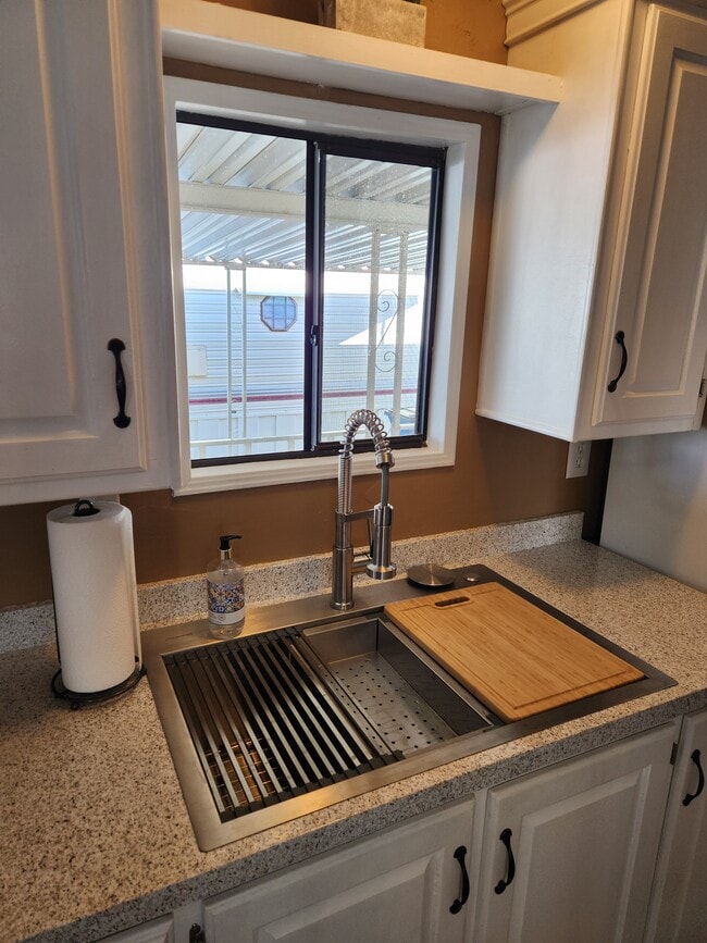 Photo - 8701 Kolb S Rd