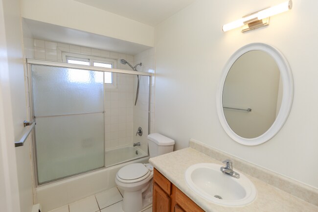 Photo - 1097 Tienken Ct Unit 202