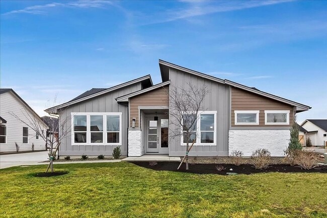 Stunning New Construction by Biltmore | El... - Stunning New Construction by Biltmore | El... House