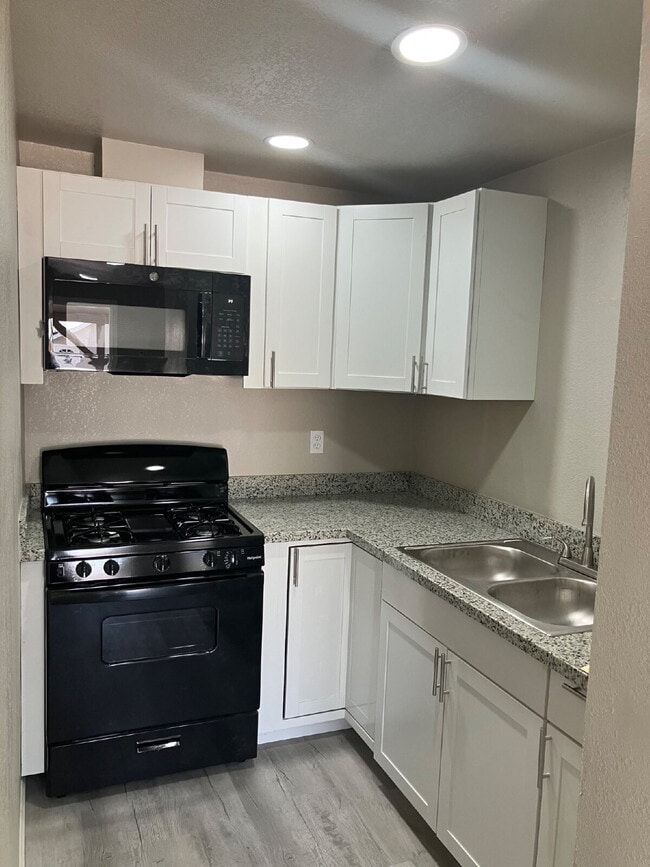 Photo - Fully Renovated 2-Bedroom! Unit 9