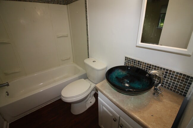 Photo - BEAUTIFUL HOME IN GLEN BURNIE!! COMPLETELY REMODELED! GORGEOUS!!!