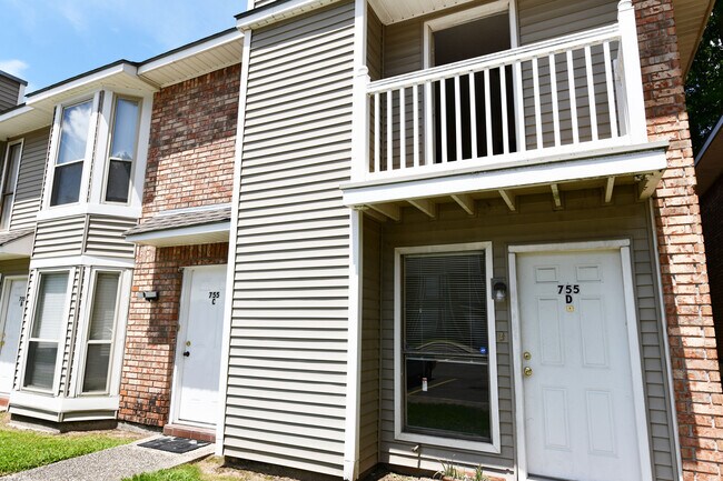 Photo - 755 E Boyd Dr Unidad #D