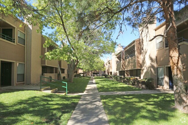 Sunchase Apartments