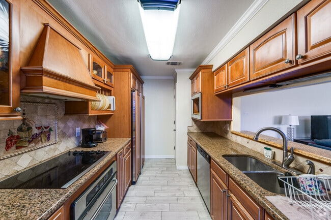 Building Photo - 4212 Medical Dr Rental
