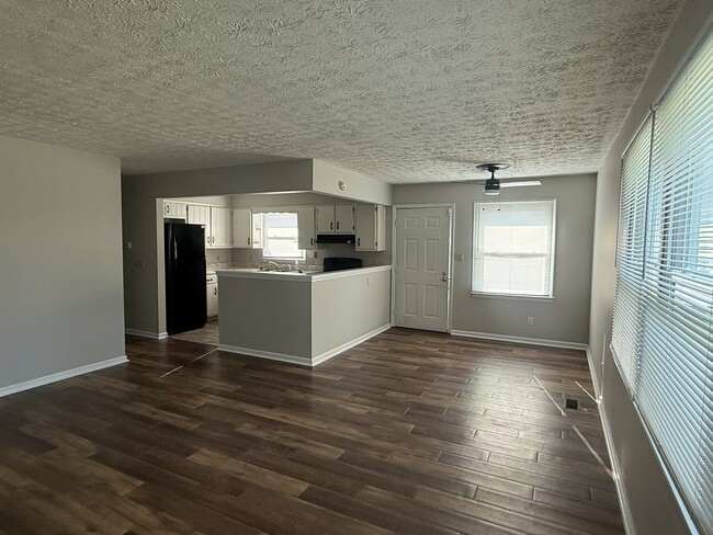 Photo - 8175 Old Farm Ln
