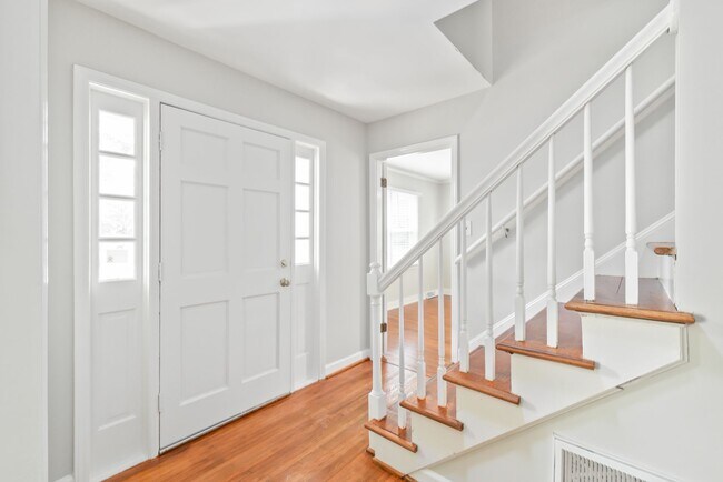 Photo - 3 Bedroom home in Coventry Woods!