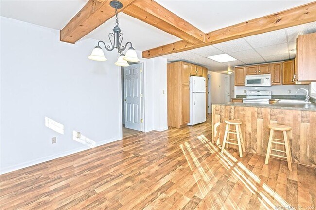 Photo - 15 Indian Hill Ln Unidad 1