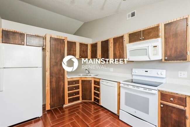 Photo - 3 Bedroom Pet-Friendly Home in Deltona, FL...