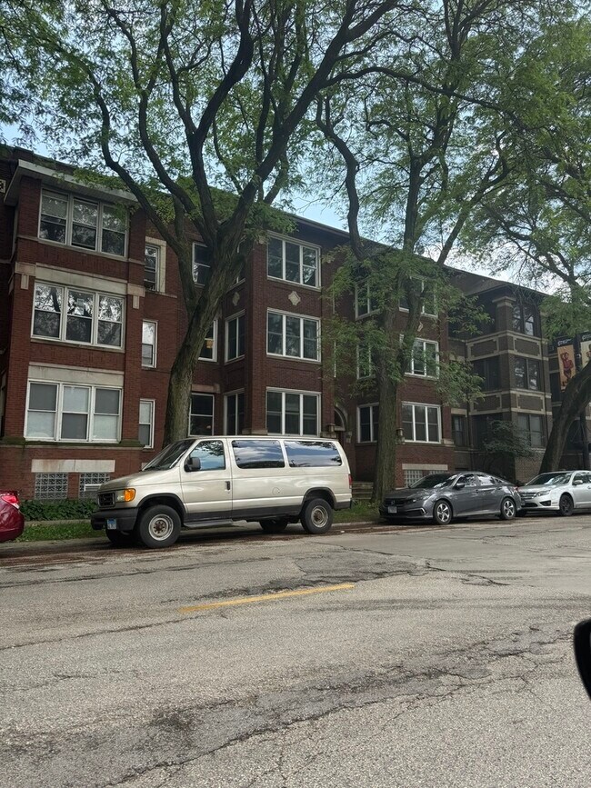 Photo - 1217 E 53rd St Unidad 2W Rental