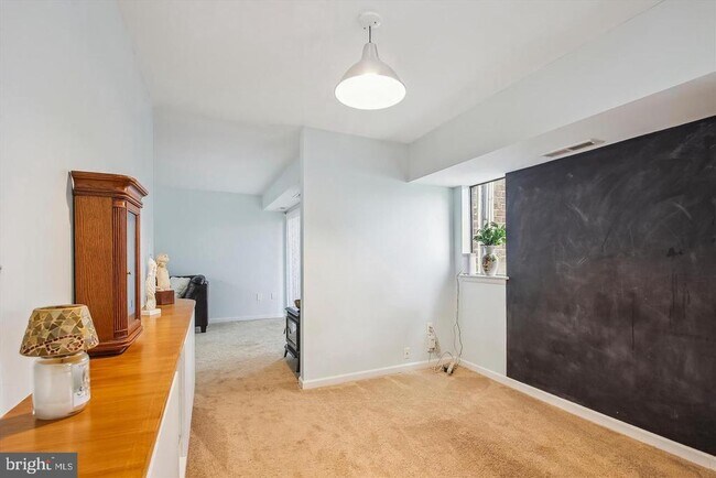 21 Silverwood Cir Unit 4