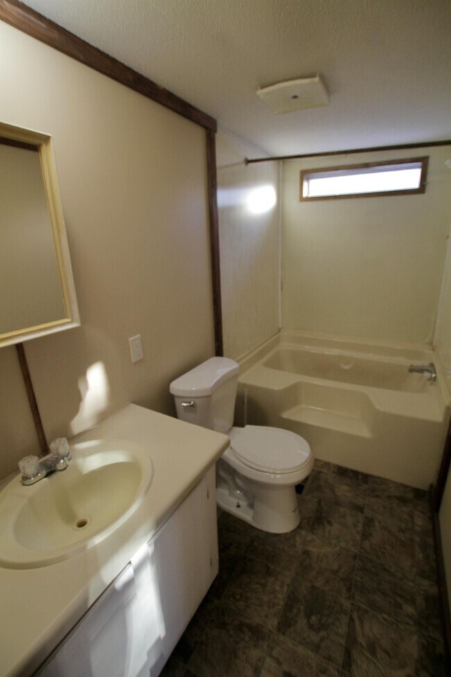 410 Corinth Rd Rental House Rental in Hudson, ME