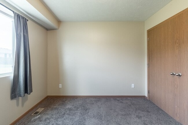 Photo - Beautiful Newer Home In South Lincoln
