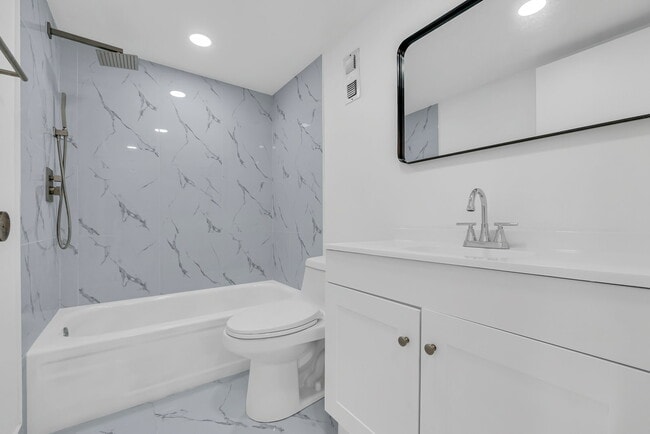 Photo - 2781 Taft St Unit 303