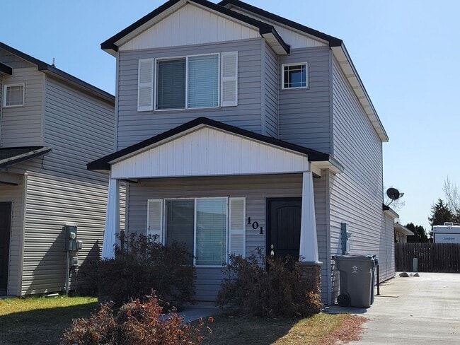 Building Photo - Great home in Middleton