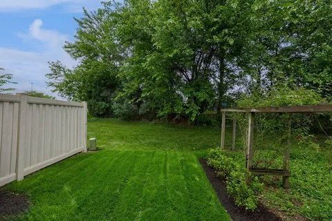 341 Greenland Dr