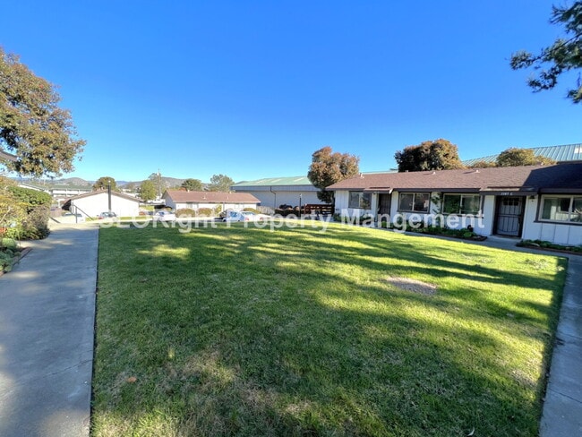 Photo - AVAILABLE JUNE - 1 Bedroom / 1 Bathroom Condo in Los Osos Unit B