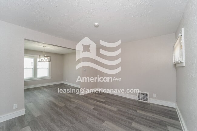 Photo - 2208 Carlisle Ave