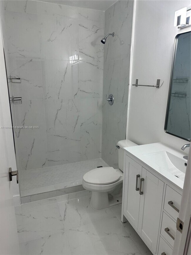 Photo - 9187 Fontainebleau Blvd