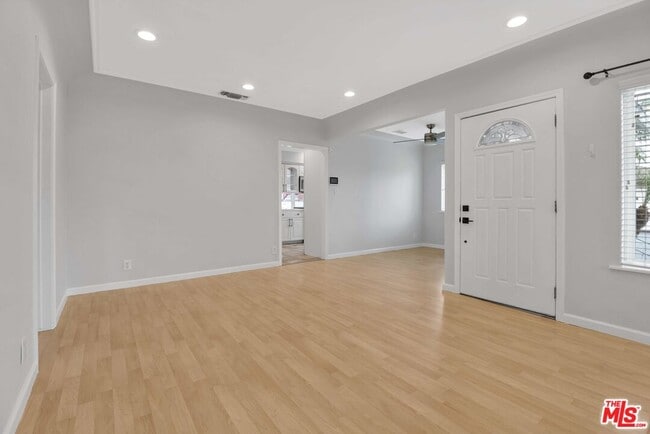 Photo - 17316 Wilkie Ave