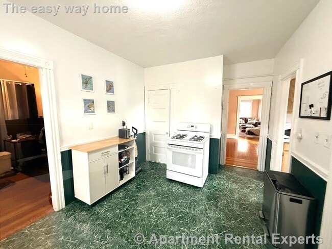 Photo - 42 Gibbens St Unit #2