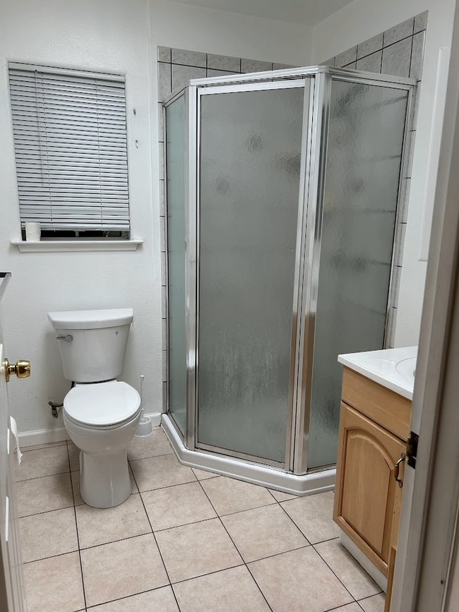 Photo - 145 Poinsettia Ave