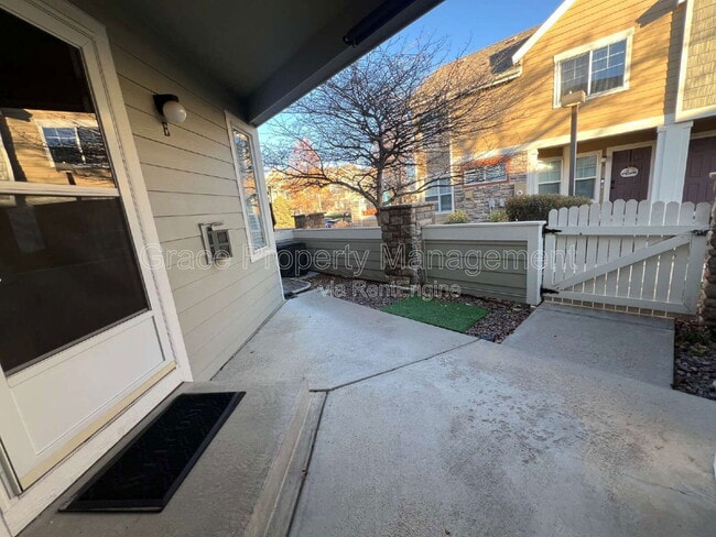 Photo - 12828 Jasmine St