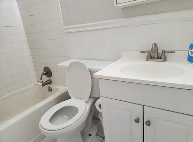Photo - The Newberry Apartments