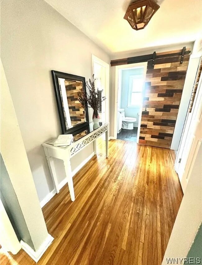 Photo - 93 Century Dr