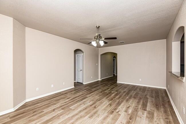 Photo - 2856 Pacifico Wy