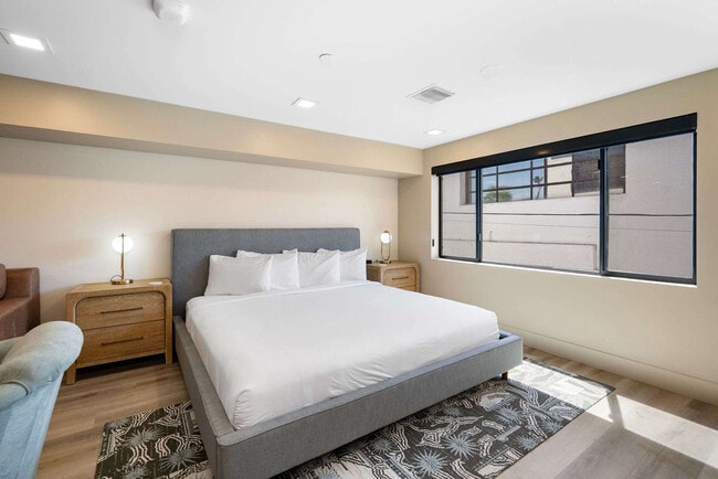 Photo - 4238 N Craftsman Ct Unit SI FL2-ID1609115P