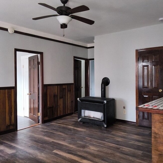 Building Photo - 212-218-218 Lowell St Unit 1E