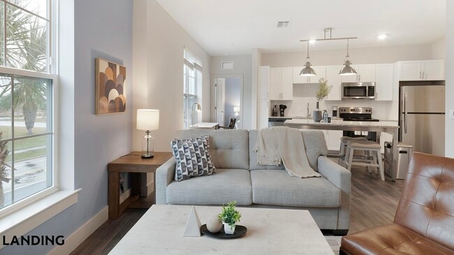 5885 Lakehurst Dr Unit 2413