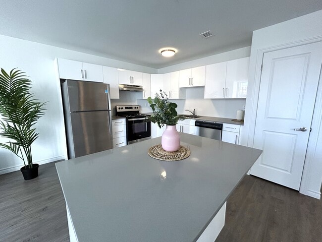 Photo - Marlborough Manor