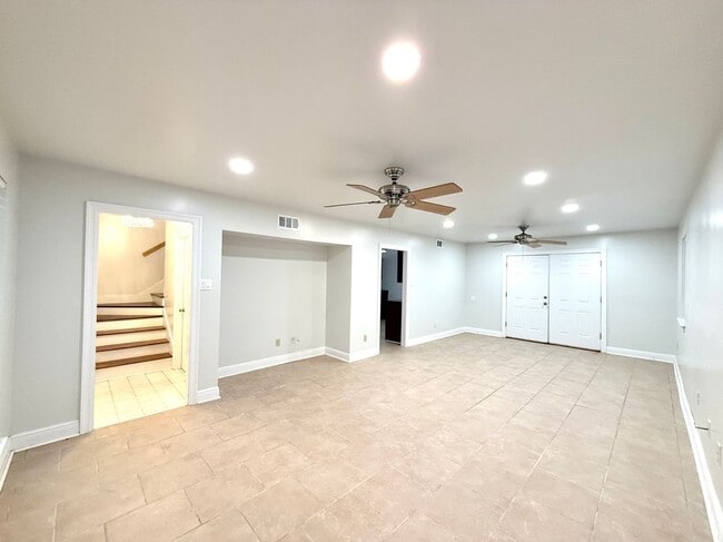 140 Veterans Blvd Unit 3