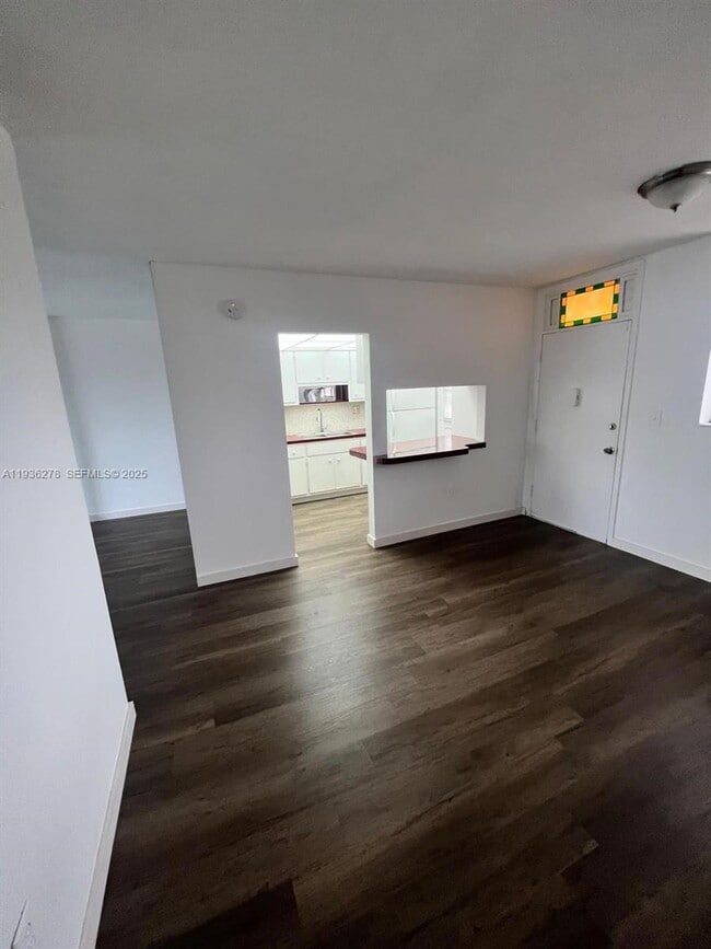 Building Photo - 1475 NE 125th Terrace Unit 412-A