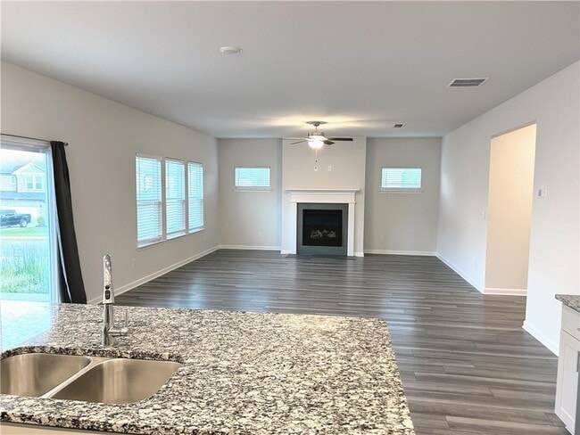 Photo - 6901 Durham Ln