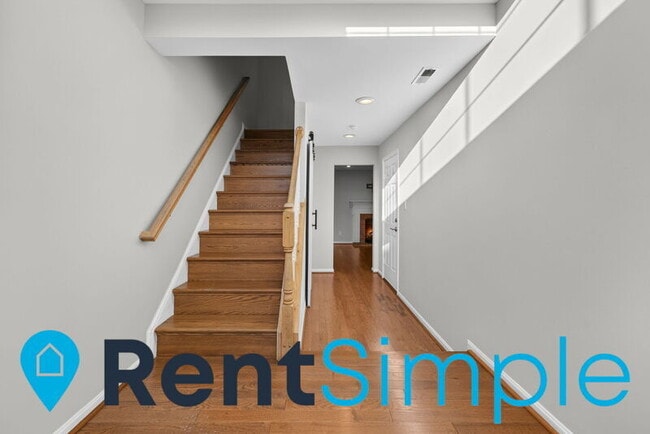 Photo - 297 S Pickett St