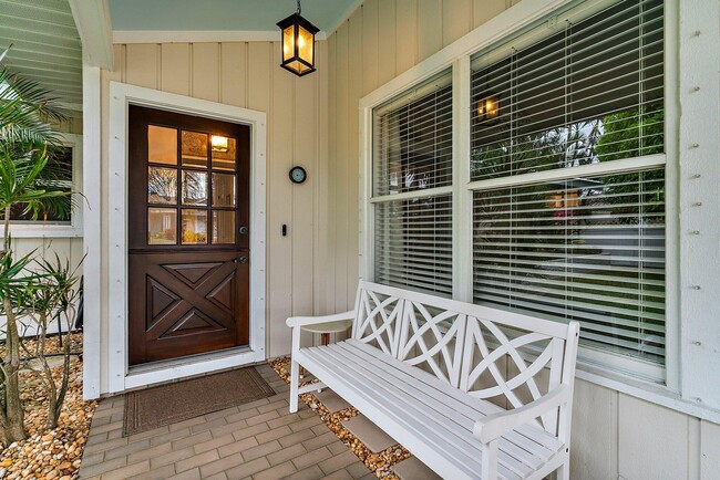 Photo - 460 Sunrise Way