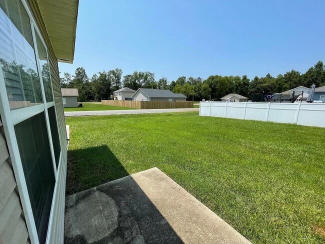 Photo - 33 Drews Way