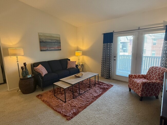 Photo - Kelly Greens Apartments